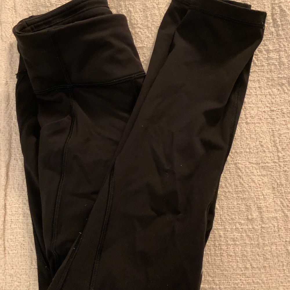 Lululemon final lap crop 23”